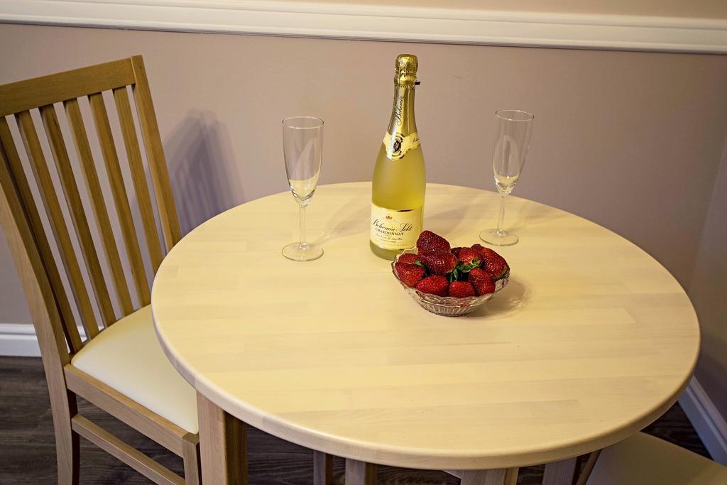 Champagne Studio With Sauna プラハ エクステリア 写真